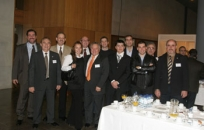 Emprendedores mexicanos, liderados por Antonio Cortés (3º izda.), con el secretario xeral de Emigración, Manuel Luis Rodríguez (5º izda.), y Rodríguez Santiago (1º izda.), director de la Fundación Galicia Emigración.