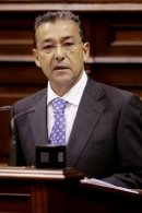  Paulino Rivero, en un momento del Debate en el Parlamento canario.
