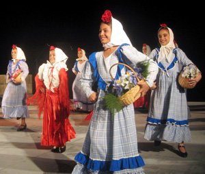  Las pequeñas madrileñas se ganaron el favor del publico en el Festival.