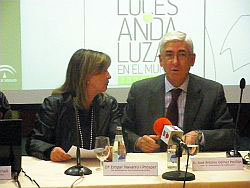 Gómez Periñán presentó en Aldaia el I Plan Integral para los Andaluces en el Mundo. 
