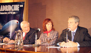 El embajador en Argentina, Rafael Estrella, durante la presentación de la edición de 2008.