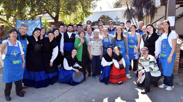 Uru-Centro Asturiano-jovenes-astures