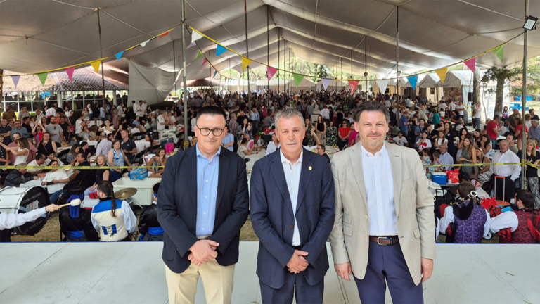 González y Miranda en la Jira del Centro Gallego de Mexico 1